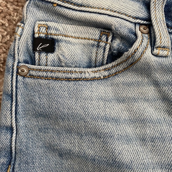 Stylish Blue Distressed Jeans kancan 3/25 - Picture 4 of 7